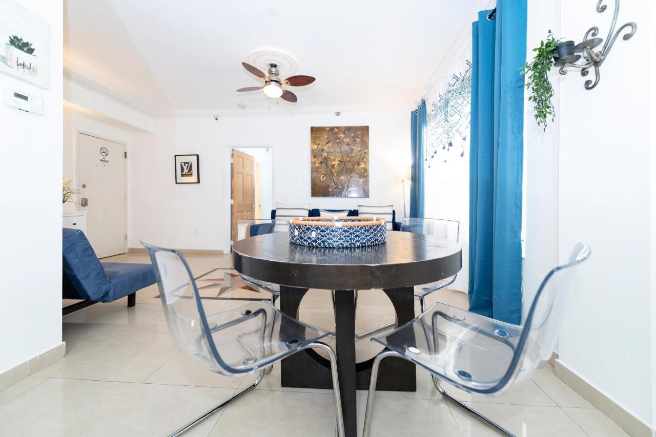 Apartments On Ocean Drive Miami Beach Exterior photo